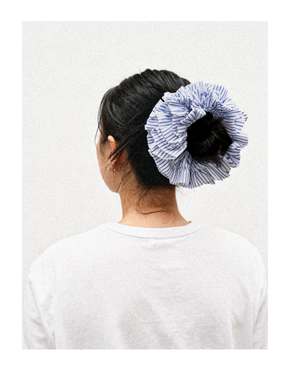 Plaid Picnic – White Navy Stripe